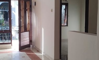 Rumah cantik jl sekar tunjung gatsu timur