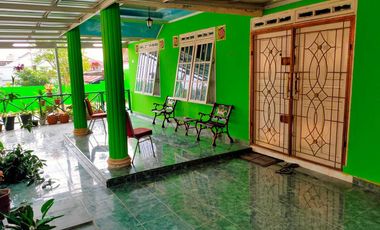 Dijual Cepat Rumah Jl.Lingkar Istana Demang Lebar Daun Palembang
