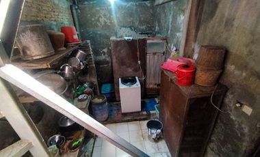 Tanah Bonus Rumah Lokasi Strategis Mangku Jalan Utama dkt SMA N 8 Solo