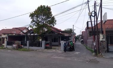 Rumah strategis cocok buat usaha dekat Superindo kesambi