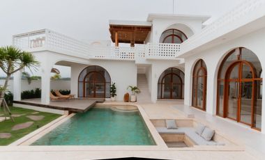 Dijual – Villa Baru 2 Lantai dengan View Laut di Kelating - VSKT