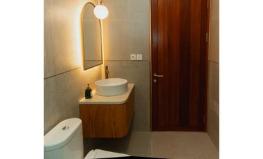 Dijual – Villa Baru 2 Lantai dengan View Laut di Kelating - VSKT