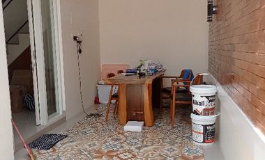 RUMAH CLUSTER 2 LANTAI JATI GATAK STRATEGIS