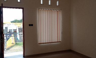 RUMAH CLUSTER 2 LANTAI JATI GATAK STRATEGIS