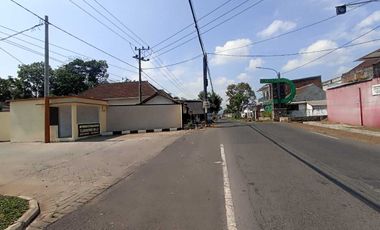 RUMAH DI NOL JALAN RAYA TLOGOWARU KOTA MALANG