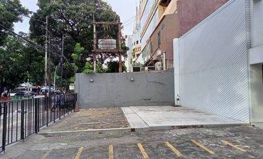 Ruang usaha Keb Baru jln Mahakam lebar 25m