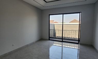 Rumah Minimalis 2 Lantai Woodland Citraland