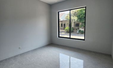 Rumah Minimalis 2 Lantai Woodland Citraland