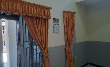 Di sewakan cling cat baru dkt RS OEN,RS UD,UNS