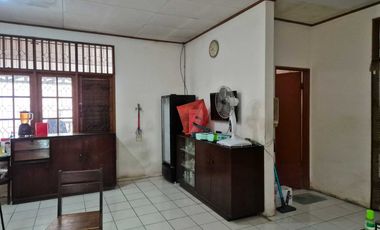 Rmh Lt 216, 3+1KT, 1+1Km, strategis, dekat sekolah  jl Niaga 8