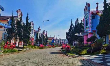 VILLA PUNCAK DI KOTA BUNGA LITTLE VENICE