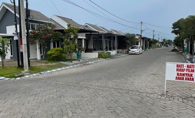 Rumah Cantik Harga 390 jt an di Sidoarjo Kota