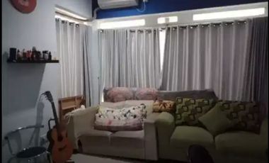 Rumah siap huni di daerah Villa Cinere Mas