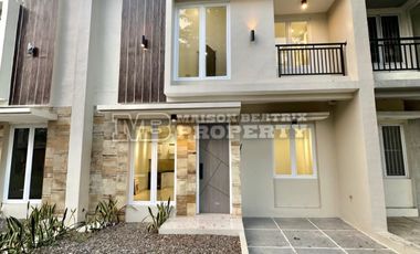 RUMAH BARU 2LT ACCOLA PARK, SERPONG