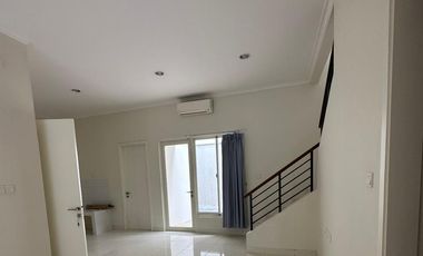 Rumah Rapi Murah Cluster Starling Gading Serpong dekat BSD