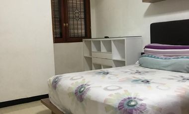 Disewakan Rumah 1.5 Lt   Darmo Permai Utara