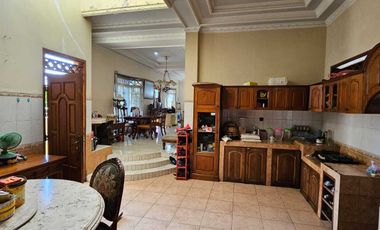 RUMAH ARTISTIK GUNUNG PATI