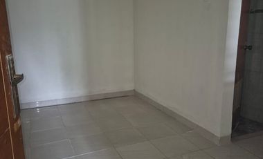 Rumah baru Renovasi anti banjir dengan lokasi strategis (NEGO)