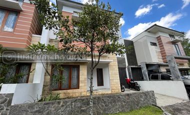 Rumah dalam perumahan Elit dekat bandara Adisucipto Maguwo