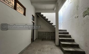 Rumah dalam perumahan Elit dekat bandara Adisucipto Maguwo