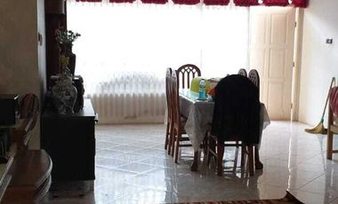 Dijual rumah luas siap huni, dekat UII Jl. Kaliurang Yogya, strategis