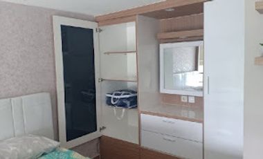 0766 - Disewakan Apartemen Icon Gresik 1 BR Lt 20 Loft Furnished
