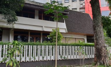 rumah daerah elit sayap dago bandung