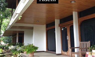 rumah daerah elit sayap dago bandung