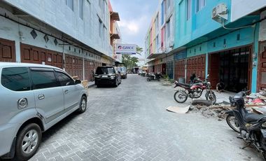 Ruko Gandeng Komplek Megacom Megapark Jalan Kapten Muslim