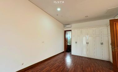 Disewakan Rumah Lingkungan Asri bebas banjir area Ampera Cilandak