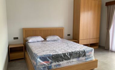 FOR SALE VILLA NEW 3 BR SEMI FURNISHED AREA TERBAIK DI JIMBARAN