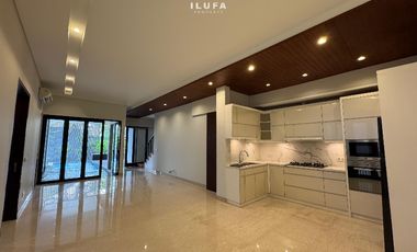 Disewakan Townhouse area Premium Cipete Cilandak