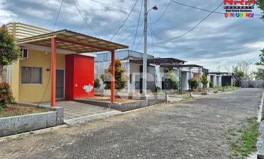 Turun Harga Villa Pribadi Full Prabot dengan View Pantai Di Ketapang