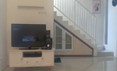 0775 - Disewakan Rumah Green Garden Regency D4 3 BR 2 Lt Full Furnish