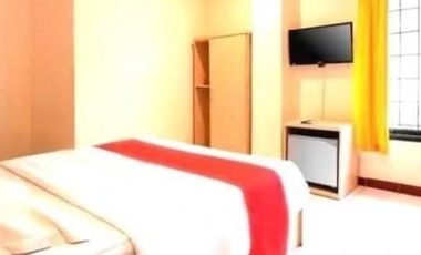 DIJUAL Hotel dalam kota 3 Lantai Jl.S.Pareman  L.Tanah: 750 mtr l.Bang