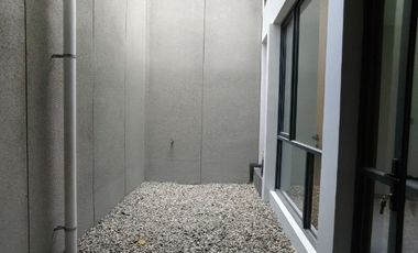 Rumah MODERN KEKINIAN di Turangga Sayap Batununggal Buahbatu dijual