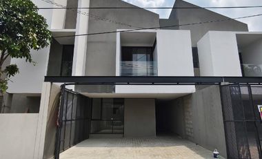 Rumah MODERN KEKINIAN di Turangga Sayap Batununggal Buahbatu dijual