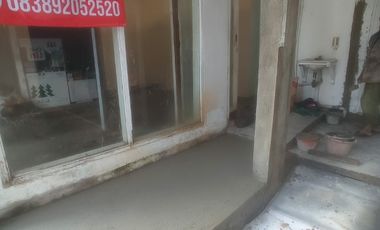 ruang usaha diarea komersial