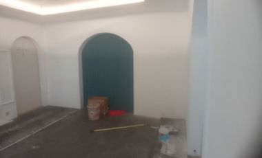 ruang usaha diarea komersial