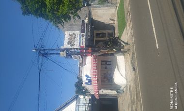 ruang usaha diarea komersial