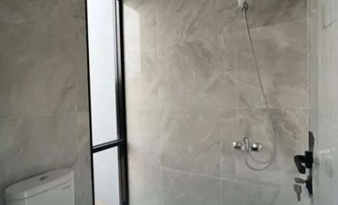 BU, Rumah siap huni 700 jutaan 2 lt luas 66 m² Lokasi bagus Akses masuk mobil nempel kota wisata cibubur