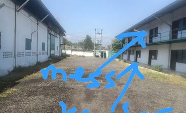 Tanah dan Gudang Besar Batujajar
