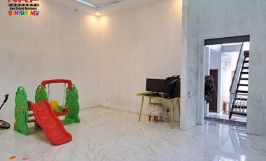 Dijual Villa Clasik, Cafe dan Kantor dekat Kampus Uniba Banyuwangi