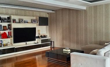 Di sewakan rumah town house cantik di Pademangan, Rajawali.