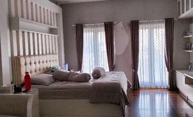 Di sewakan rumah town house cantik di Pademangan, Rajawali.