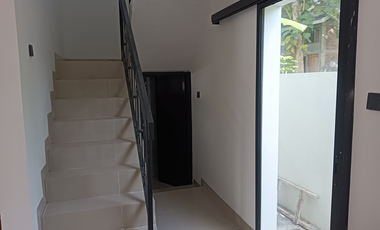 Rumah Siap Huni 2 LT Disen minimalis Harga Murah