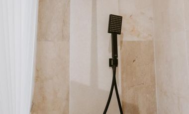 VILLA READY UNIT FURNISHED BEST INVESTMEN LOKASI PERERENAN CANGGU