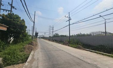 Dijual Gudang Luas di Driyorejo, Lokasi Strategis Dekat Tol