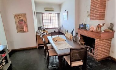 Casa de 5 ambientes en Venta en Villa crespo
