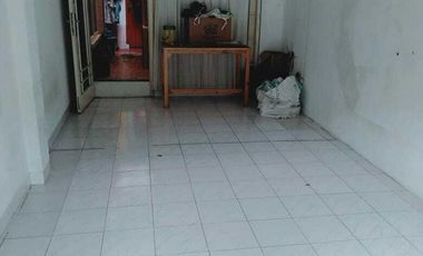 Dijual Rumah Luas 2 lantai di daerah Pondok Gede, Bekasi.